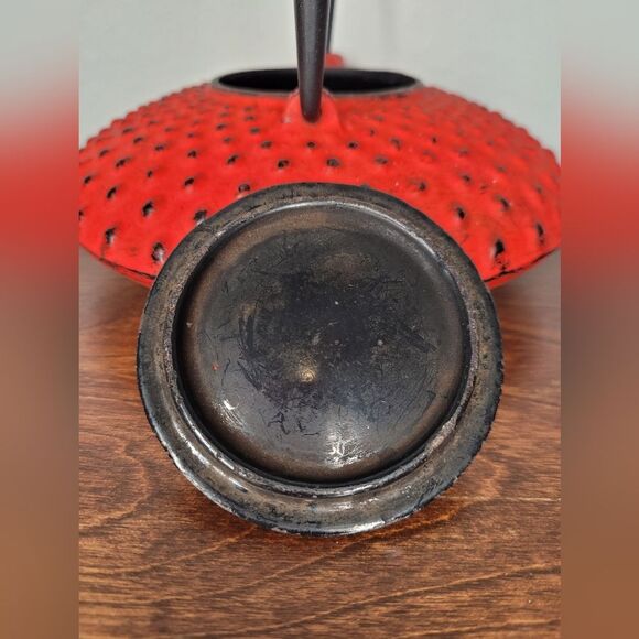 Japanese Cast Iron Tea Kettle Red Dragon - Picture 6 of 8